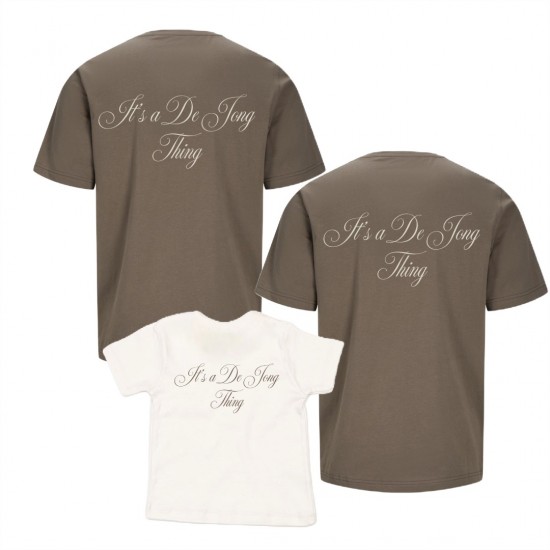 Matching familie t shirts vader moeder en kind its a familienaam thing met achternaam