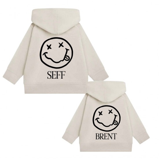 Matching hoodies voor broer en of zus met smiley en namen