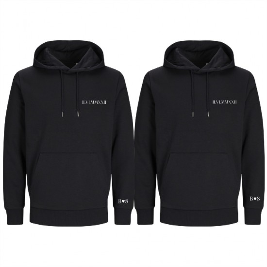 Matching koppel cadeau hoodies   datum in romeinse cijfers en voorletters