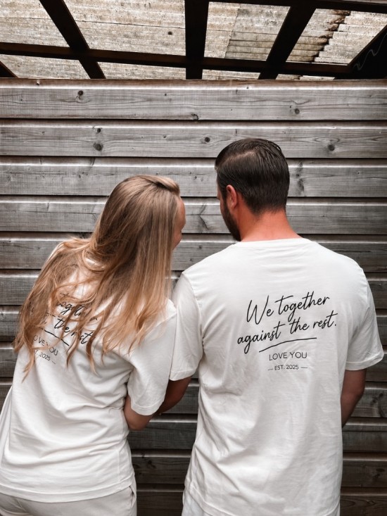Matching koppel shirts wij samen tegen de rest