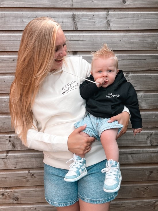 Matching outfits voor moeder en kind wij samen tegen de rest gepersonaliseerd 4