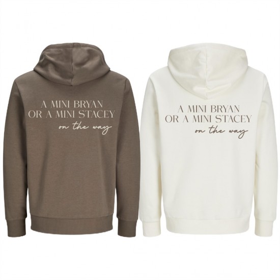 Matching zwangerschaps bekendmaking hoodies voor aanstaande vader en aanstaande moeder baby namen koppel on the way met uitgerekende datum