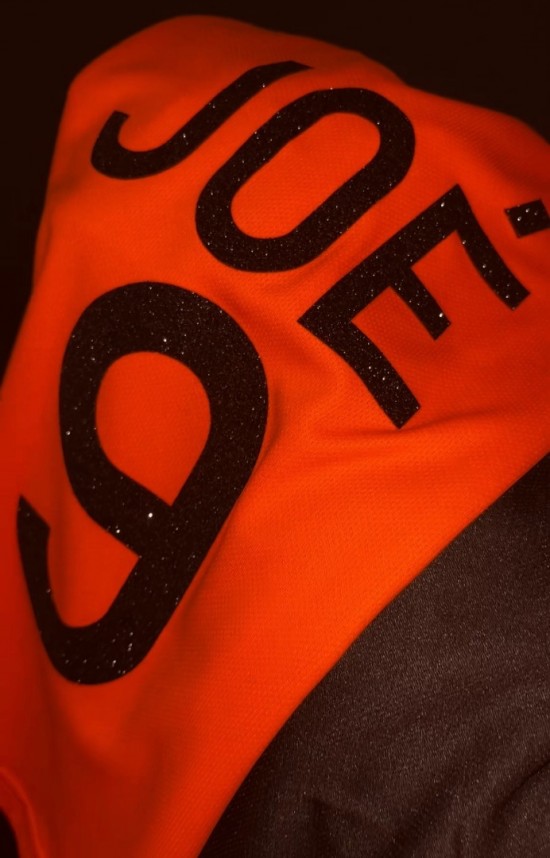 Wk voetbaltenue kids met eigen naam en rugnummer  maat 98 140 glitter